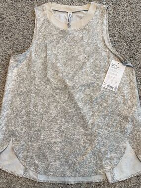 Zephyr Heathered Cream and Light Gray Knit Tank